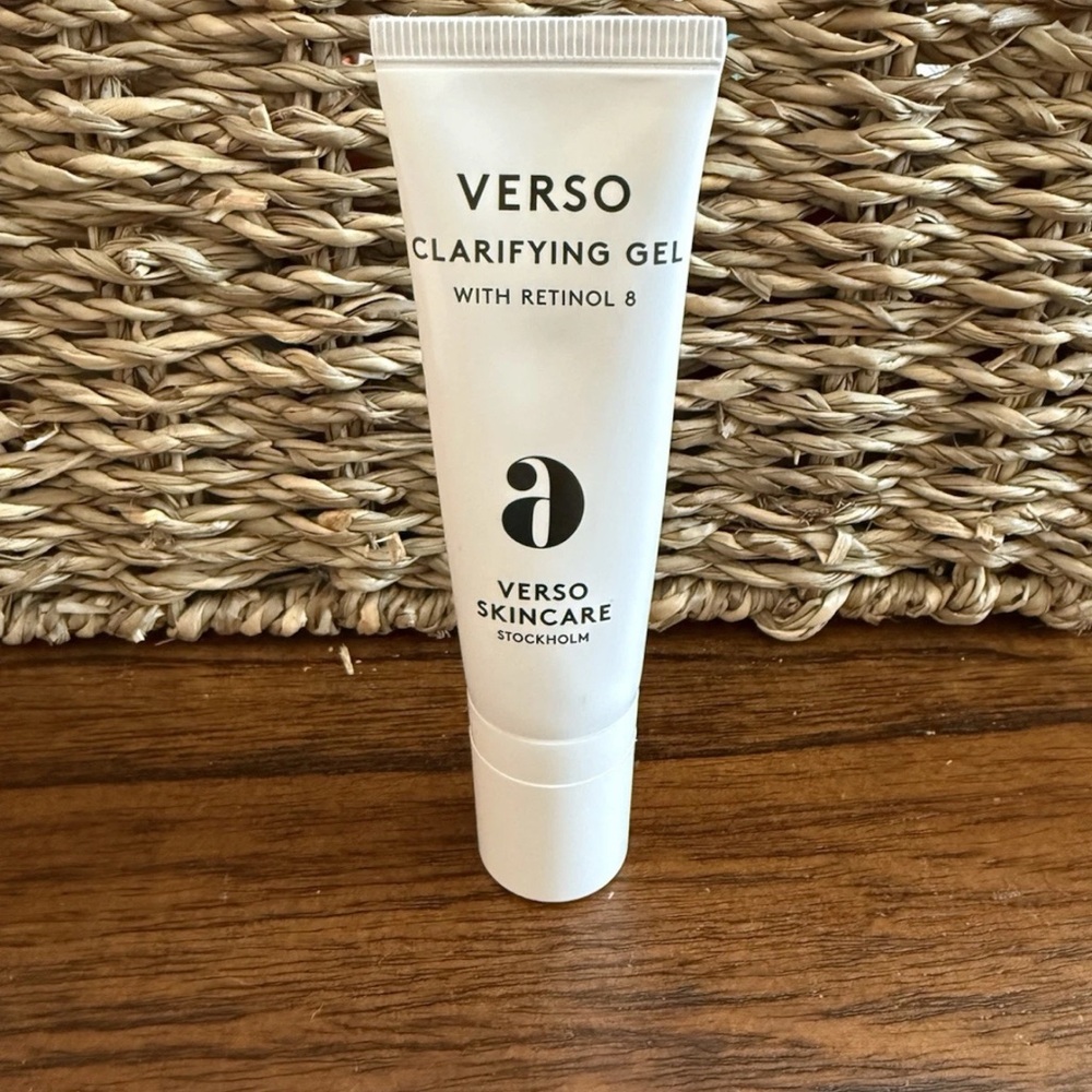 Verso Clarifying Gel with Retinol 8